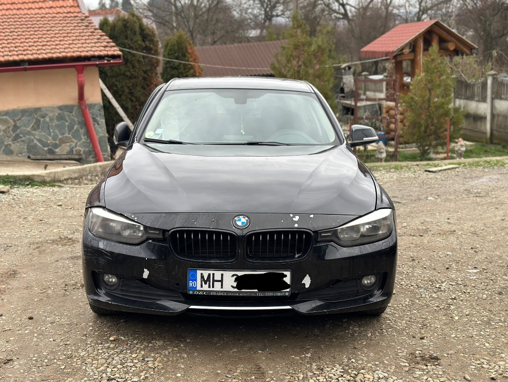 Broasca usa stanga fata BMW F30 2015 Ber