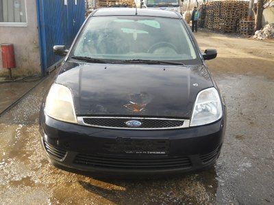 Broasca usa stanga fata Ford Fiesta 2004 Hatchback