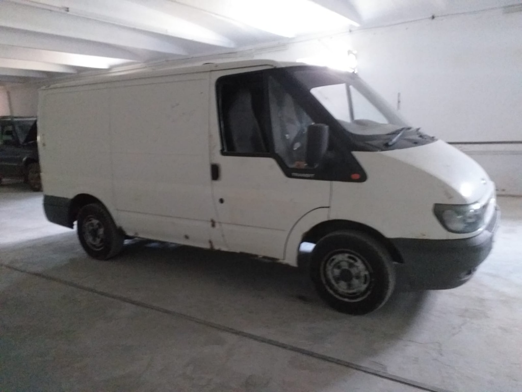 Broasca usa stanga fata Ford Transit 200