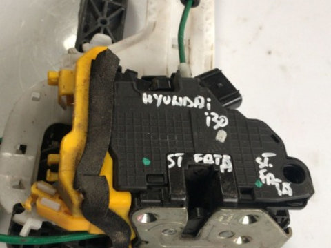 Broasca usa stanga fata Hyundai I30 2012-2023 cod 81310a6100