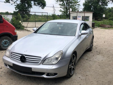 Broasca usa stanga fata Mercedes CLS W219 2007 berlina 3.2cdi