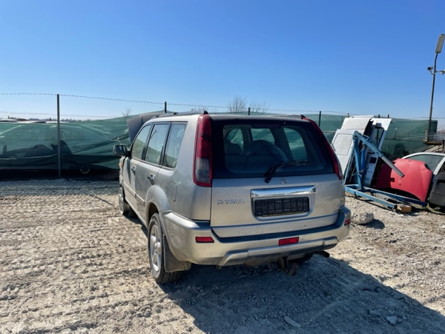 Broasca usa stanga fata Nissan X-Trail 2001 SUV 4X