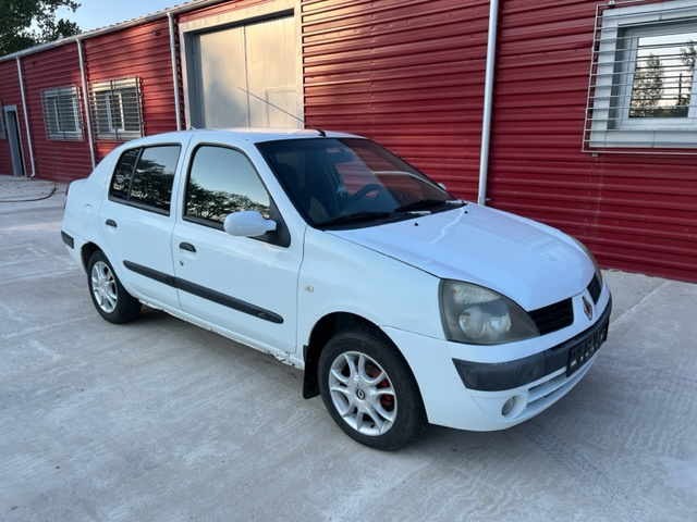 Broasca usa stanga fata Renault Clio 2 2006 berlina 1.5 dci