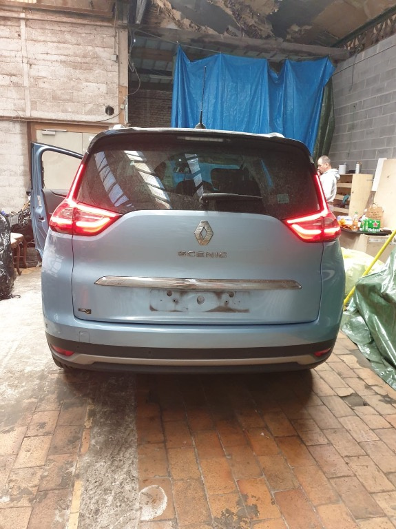 Broasca usa stanga fata Renault Grand Sc