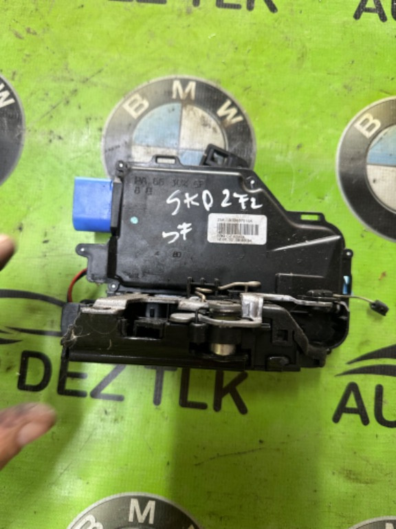 Broasca usa stanga fata Skoda Octavia 2 Facelift cod 3D2837015K