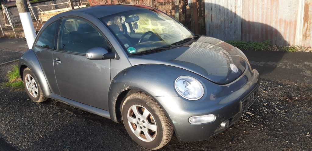 Broasca usa stanga fata Volkswagen Beetle 2003 coupe 1.6