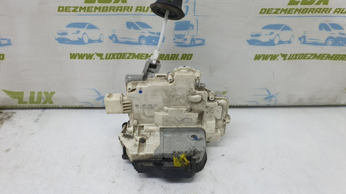 Broasca usa stanga spate 4f0839015 Audi 