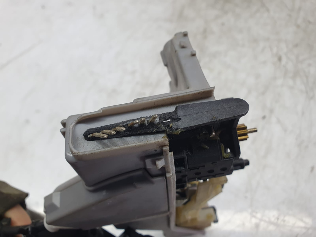 Broasca usa stanga spate a048069 Opel Cr