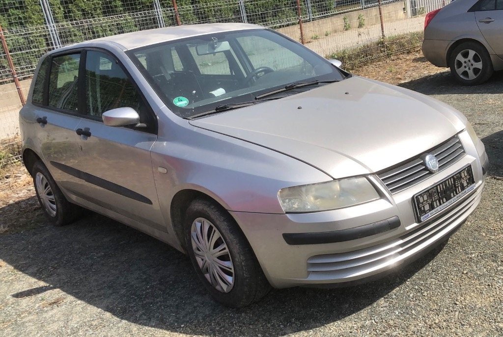 Broasca usa stanga spate Fiat Stilo 2003