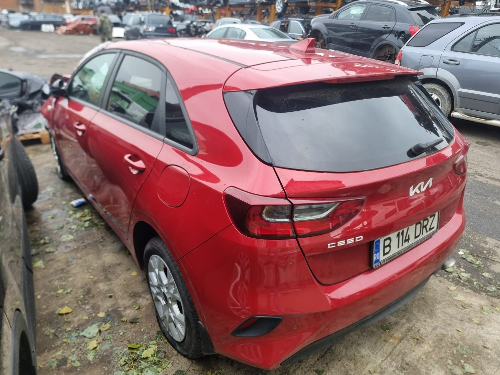 Broasca usa stanga spate Kia Ceed 2022 facelift 1.5 t-gdi D4LH