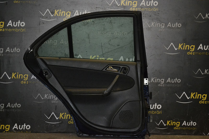 BROASCA USA STANGA SPATE MERCEDES CLASA C (203)