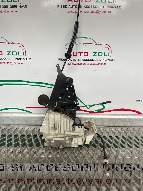 Broasca usa stanga spate pentru Mercedes A class w169 an 2008