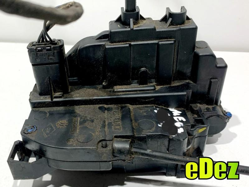 Broasca usa stanga spate Renault Megane 3 (2008-2012) 825030001R