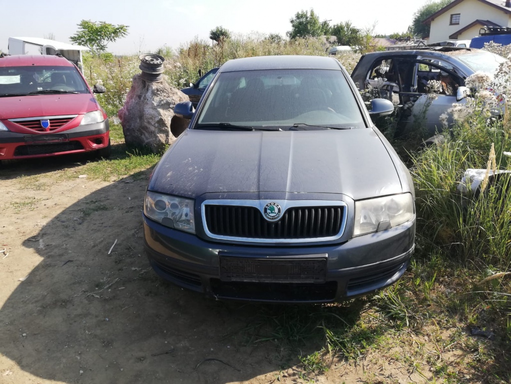 Broasca usa stanga spate Skoda Superb 2008 BERLINA 1.9