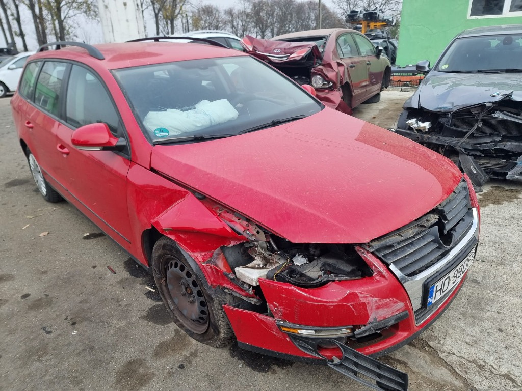 Broasca usa stanga spate Volkswagen Pass