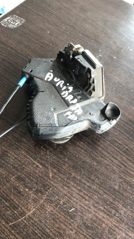 Broasca usa Toyota Auris dreapta fata
