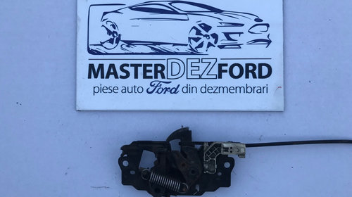 Broasca / Yala capota Ford Focus mk3