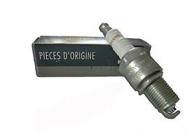 Bujie OE Renault 21 ,25 5, Espace 1 , Master 1 , Safrane, Trafic , Citroen, Land Rover, Mercedes, Peugeot, originale 7700737458