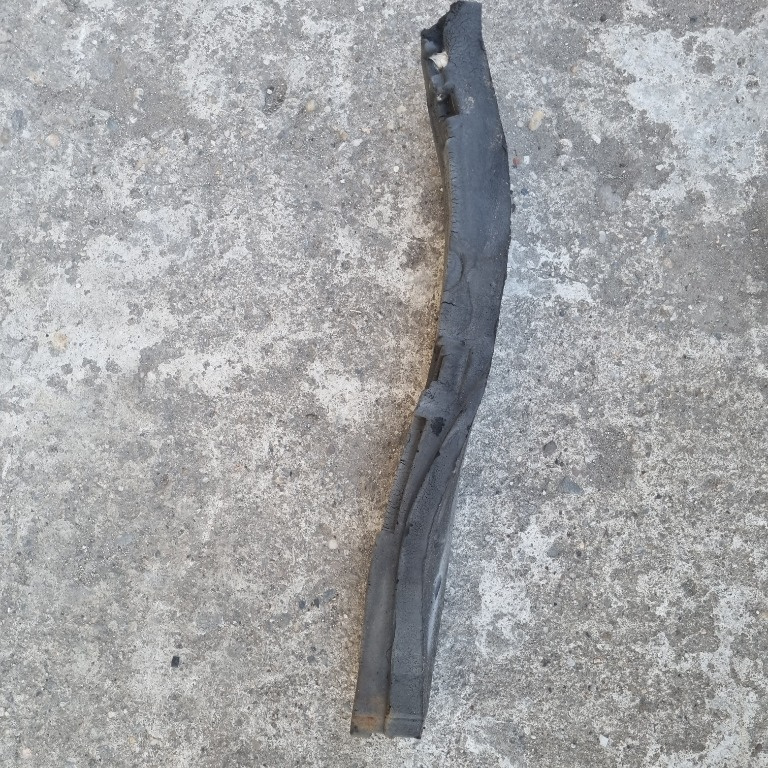 Burete auto spuma etanșare aripa stanga