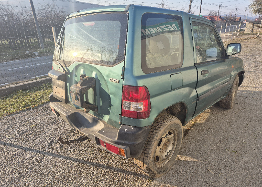 BUSON / CAPAC REZERVOR MITSUBISHI PAJERO