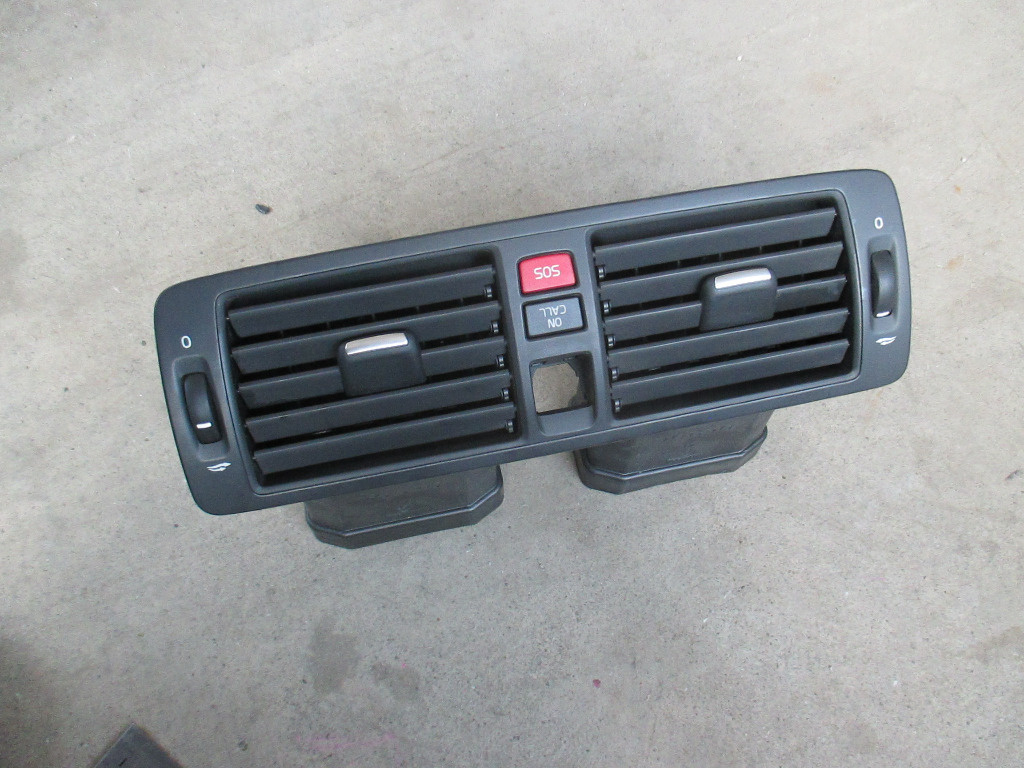 Butoane bord ON / CALL / SOS cod 30669831 Volvo V50 facelift 2008 2009 2010 2011 2012