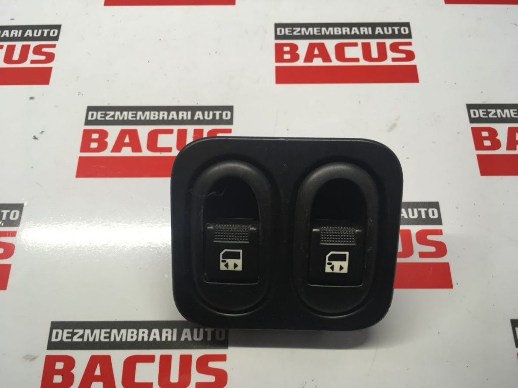 Butoane comanda geamuri Peugeot 1007 cod: 96570331xt