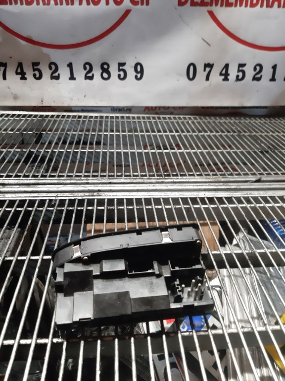 Butoane comenzi geamuri electrice bmw 5 e60 cod 8368966