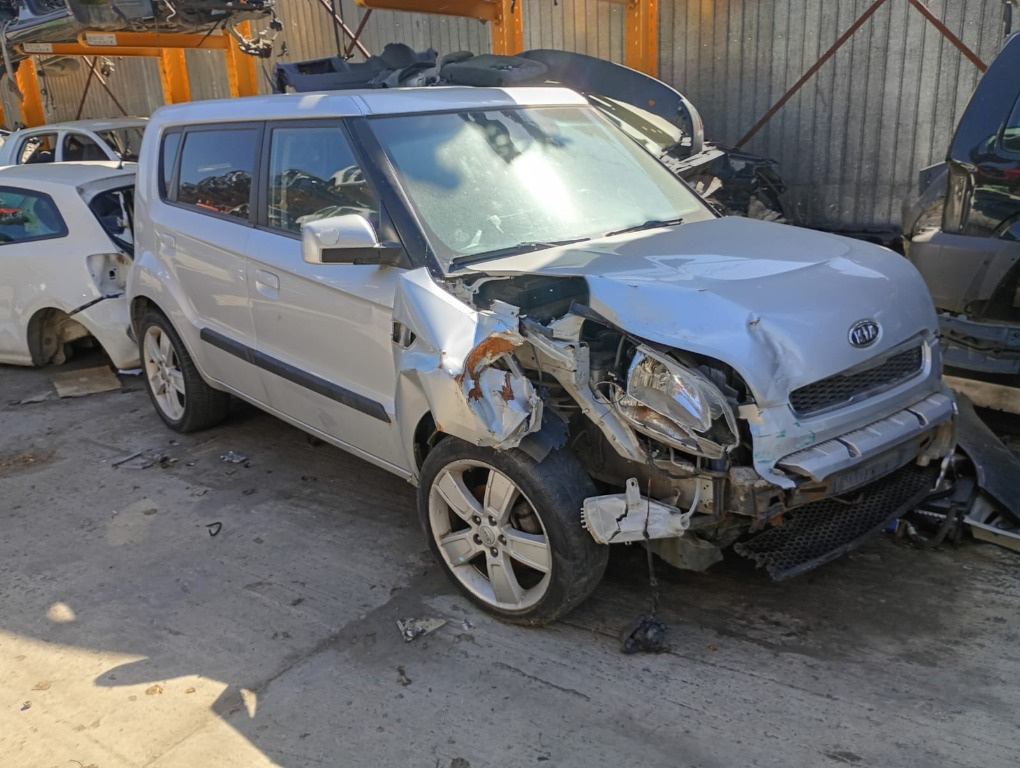 Butoane geamuri electrice Kia Stonic 2009 suv 1.6 D4FB