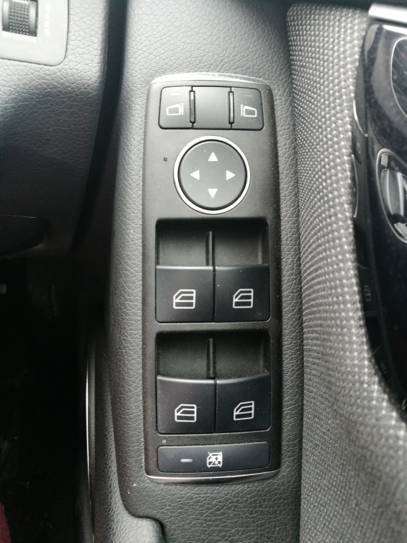 Butoane geamuri electrice Mercedes C220 cdi w204 f