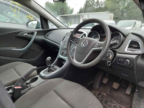 Butoane geamuri electrice Opel Astra J 2012 HATCHBACK 1.6 i