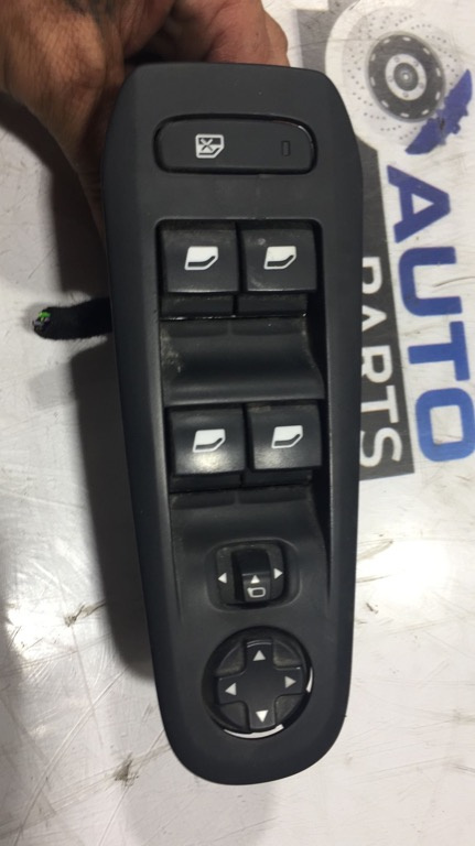 BUTOANE GEAMURI ELECTRICE PEUGEOT 308 SW 2015 (id: 755)