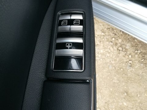 Butoane geamuri electrice spate stanga Mercedes W221 S class 320CDI 2007 long