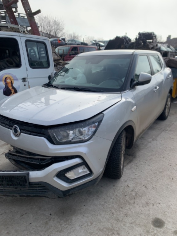 Butoane geamuri electrice SsangYong Tivoli 2019 Suv 1.6