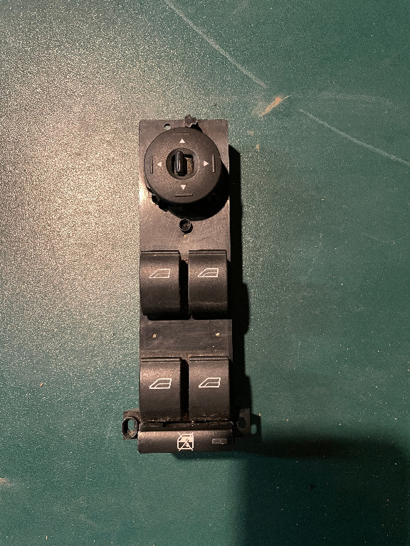 Butoane geamuri electrice stanga fata Ford Focus C