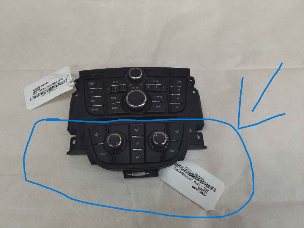 Butoane radio cd Opel Astra J Hatchback an 2012 cod piesa 13346050