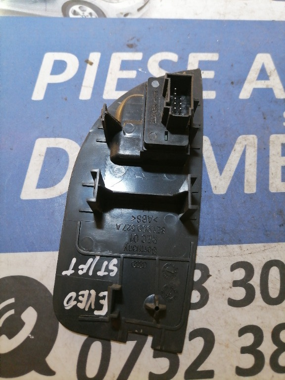 Butoane senzor parcare Audi Seat 8E19595