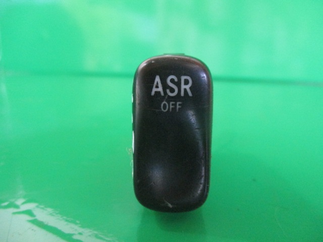 BUTON ASR OFF COD 0065450807 MERCEDES VITO W638 FAB. 1996 - 2003 ⭐⭐⭐⭐⭐