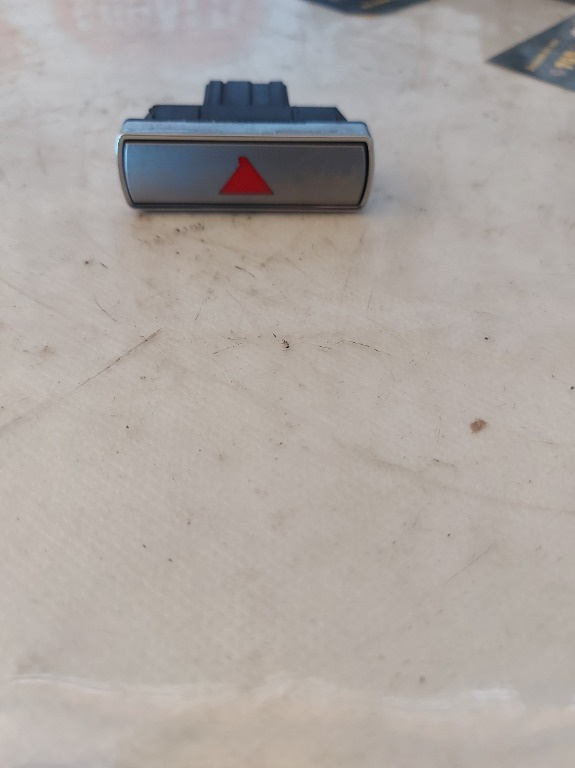 Buton Avarie Ford S-Max 2008 Cod 6M2T13A350