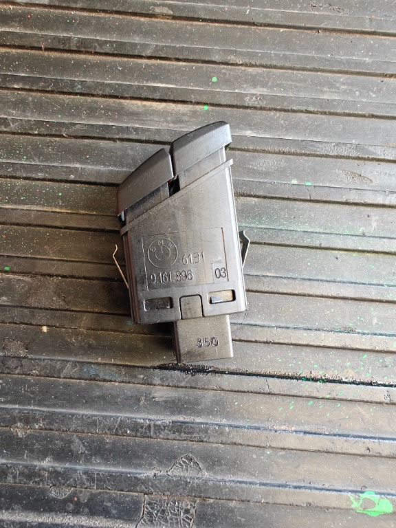 Buton avarie pentru BMW seria 5 F10 F11