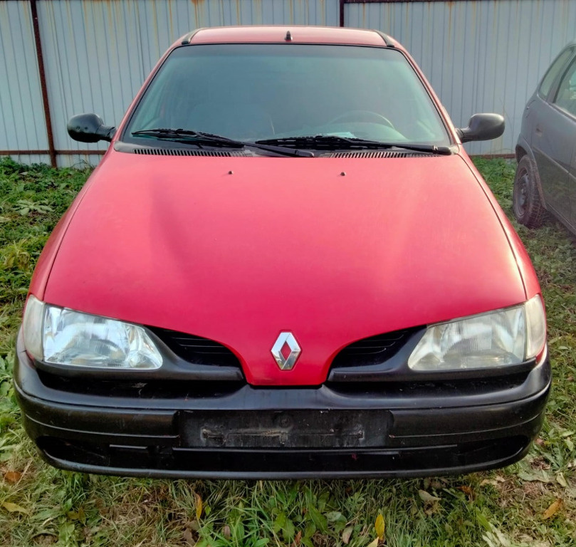 BUTON AVARIE RENAULT MEGANE 1 FAB. 1995 