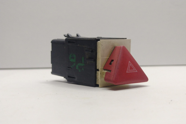 Buton Avarie Volkswagen VW Passat B6 [2005 - 2010]