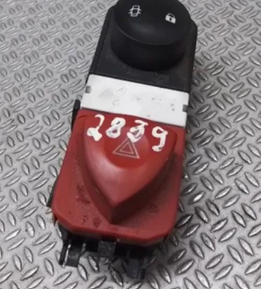 Buton avarii Renault Scenic II