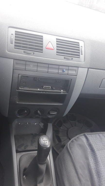 Buton avarii Skoda Fabia 2003