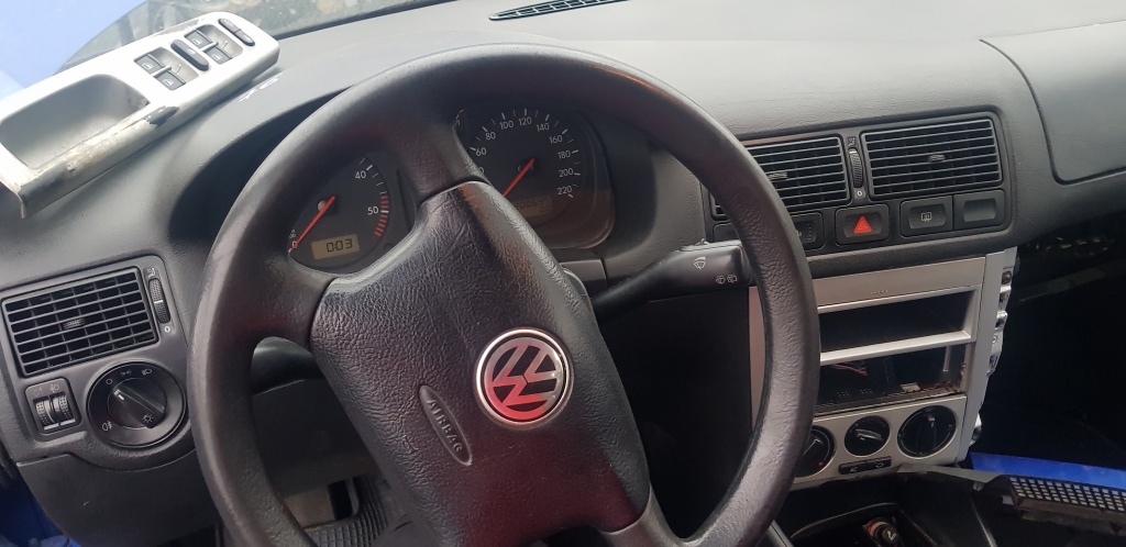 Buton avarii Volkswagen Golf 1999