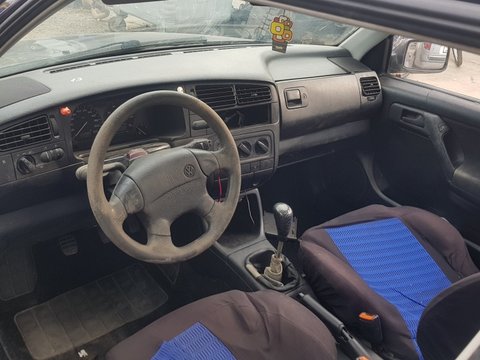 Buton avarii Volkswagen Golf 3 1996