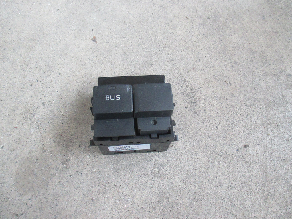 Buton BLIS 31252649 Volvo V50 facelift 2008 2009 2010 2011 2012