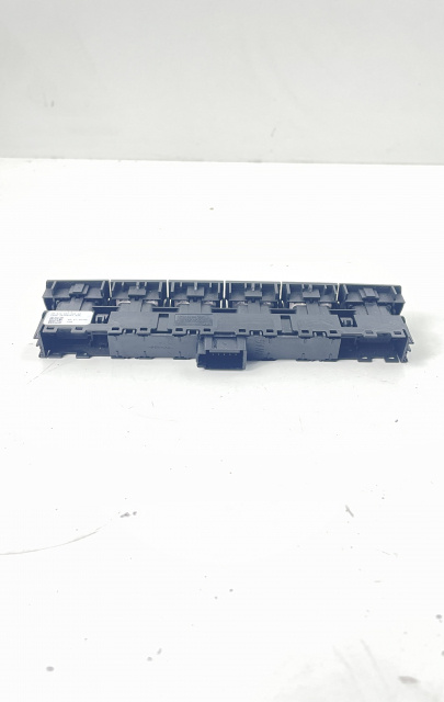 Buton blocare deblocare usi 5JA927132AM 