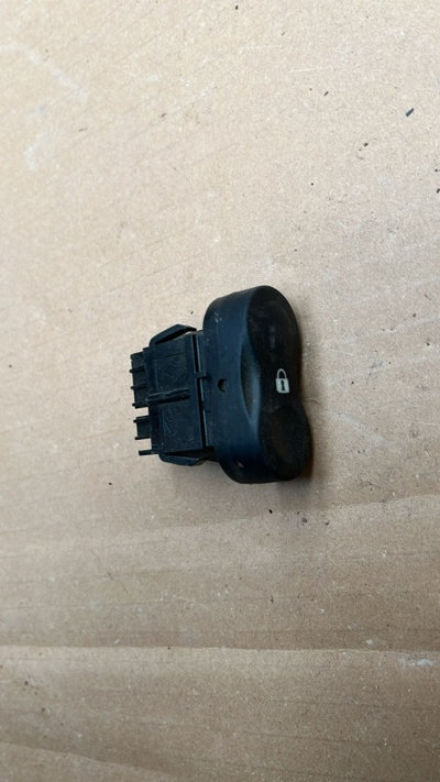 Buton blocare deblocare usi Dacia Sandero 2009