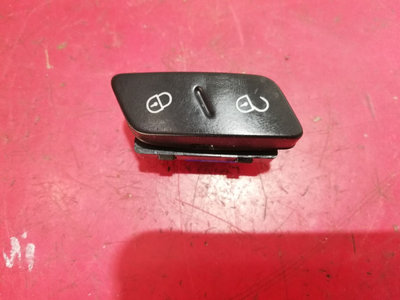 Buton blocare deblocare usi Vw Golf 5 combi 1K0962