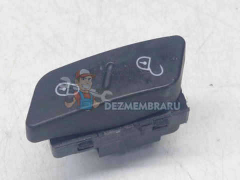 Buton blocare usi Volkswagen Golf 5 (1K1) [Fabr 2004-2008] 1K0962126B